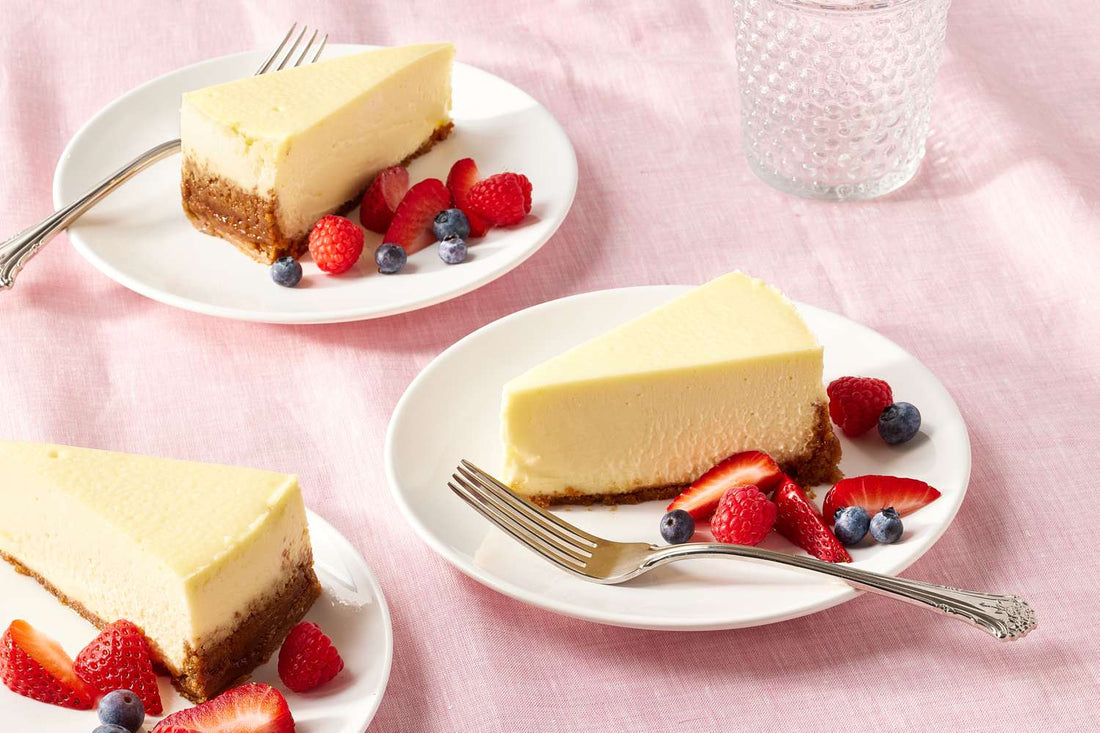 Portions of classic cheesecakes.
