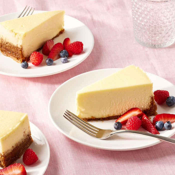 Portions of classic cheesecakes.