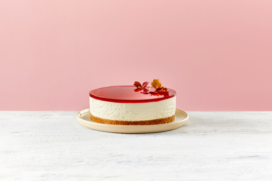Raspberry gel cheesecake