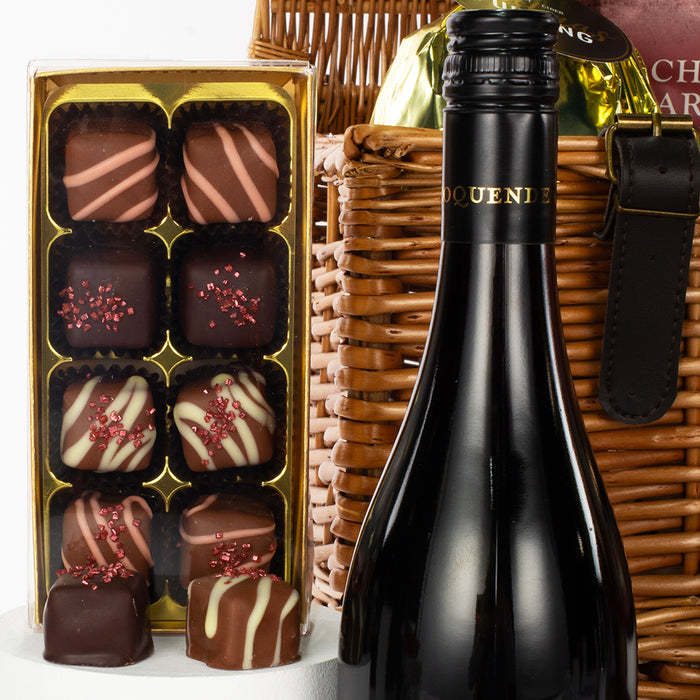 Festive Celebration Wine & Champagne Hamper